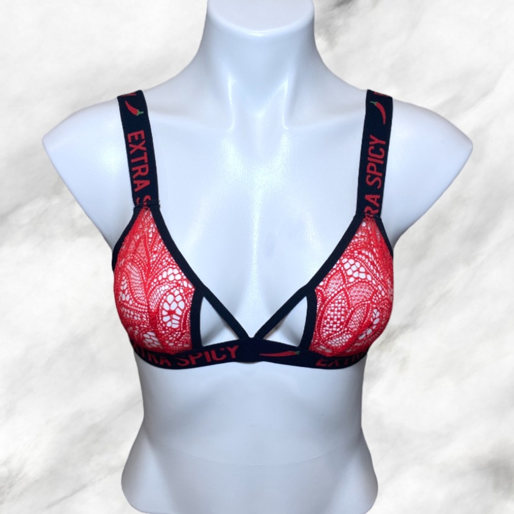 Vibes Lace “Extra Spicy” 🌶 Strappy Bralette